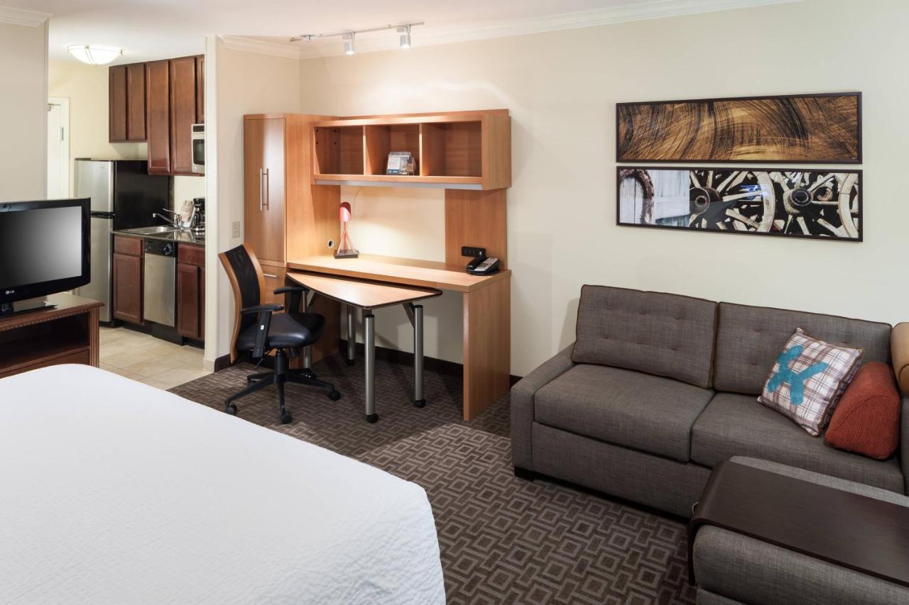 Towneplace Suites By Marriott San Antonio Airport Экстерьер фото