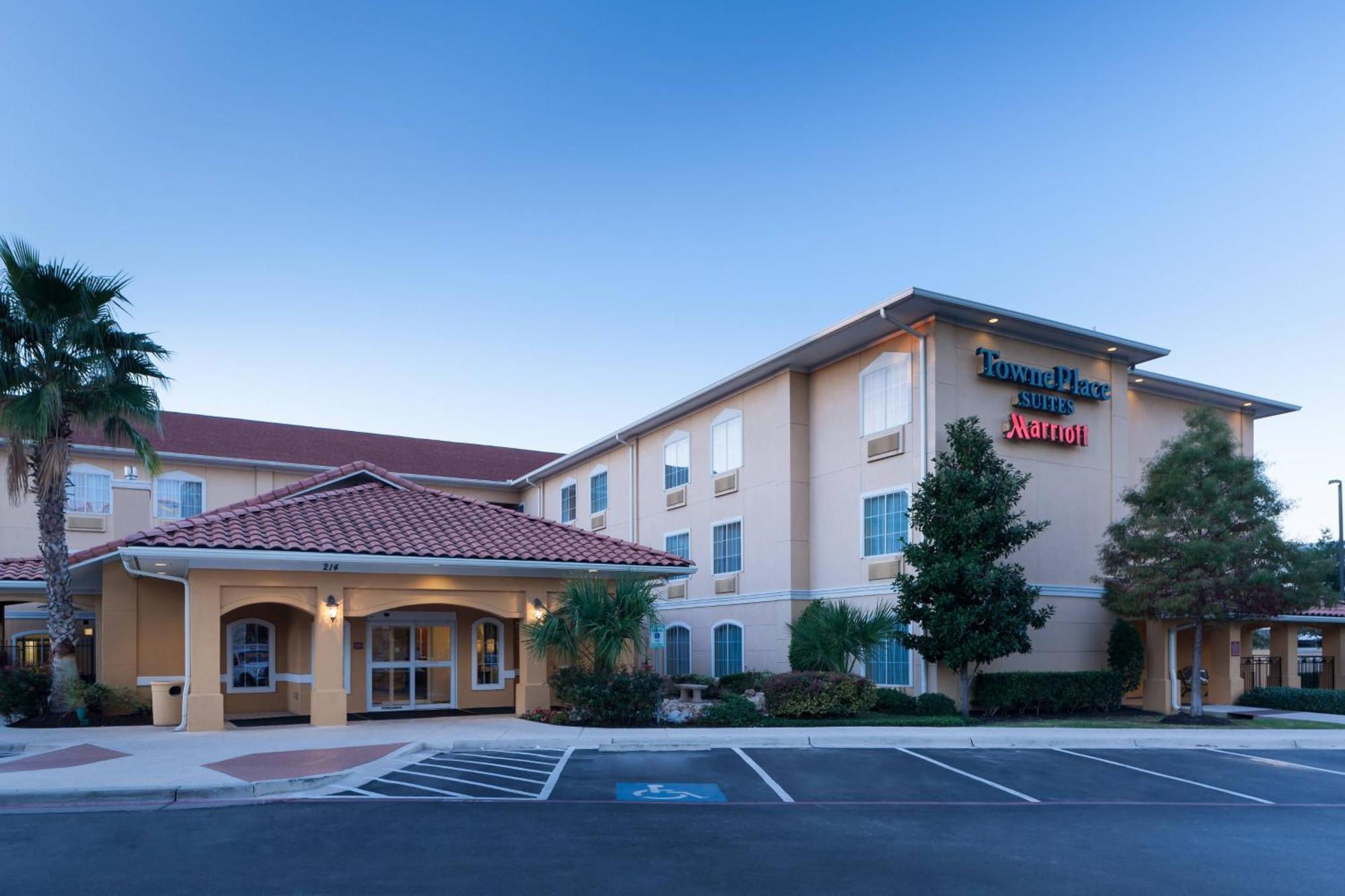 Towneplace Suites By Marriott San Antonio Airport Экстерьер фото